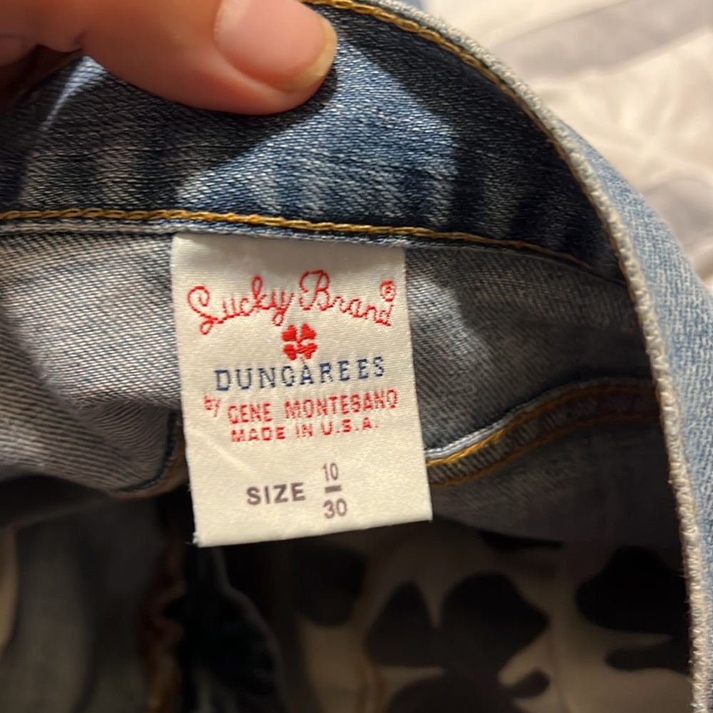 Lucky Brand well loved jeans - Picture 9 of 11